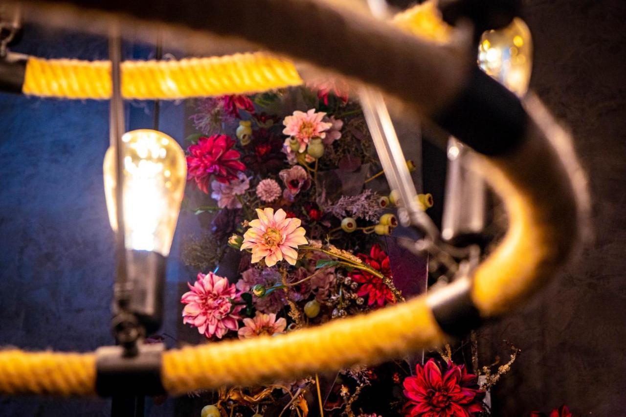 Flower House Tainan Buitenkant foto